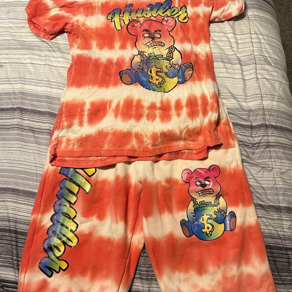 Tie dye bear Men’s outfit perfect for summer!